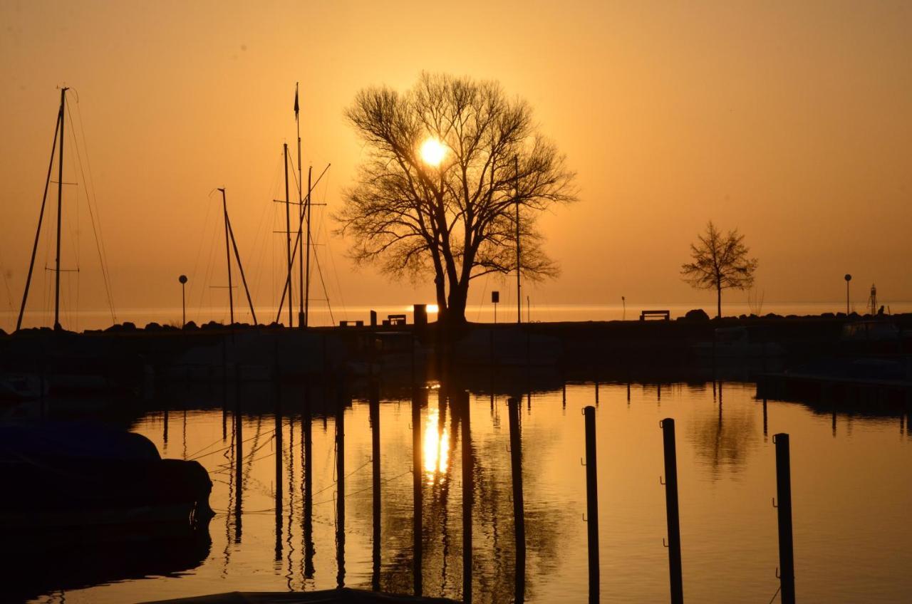 Lakelodge Romanshorn Bagian luar foto
